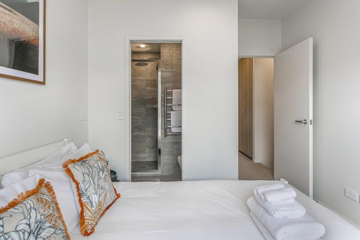 Апартаменты Fresh & Sleek Grey Lynn Unit With Private Patio Окленд Экстерьер фото